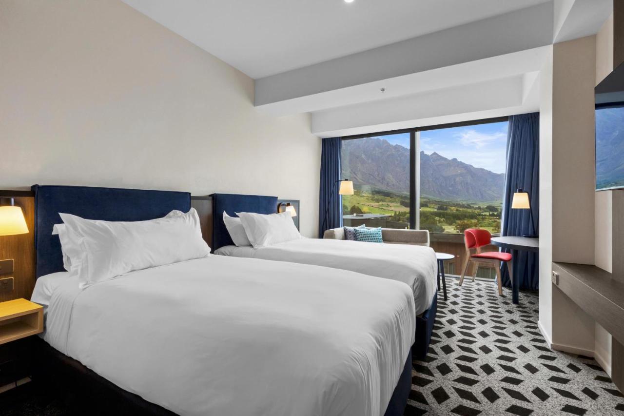 Holiday Inn Queenstown Remarkables Park Extérieur photo