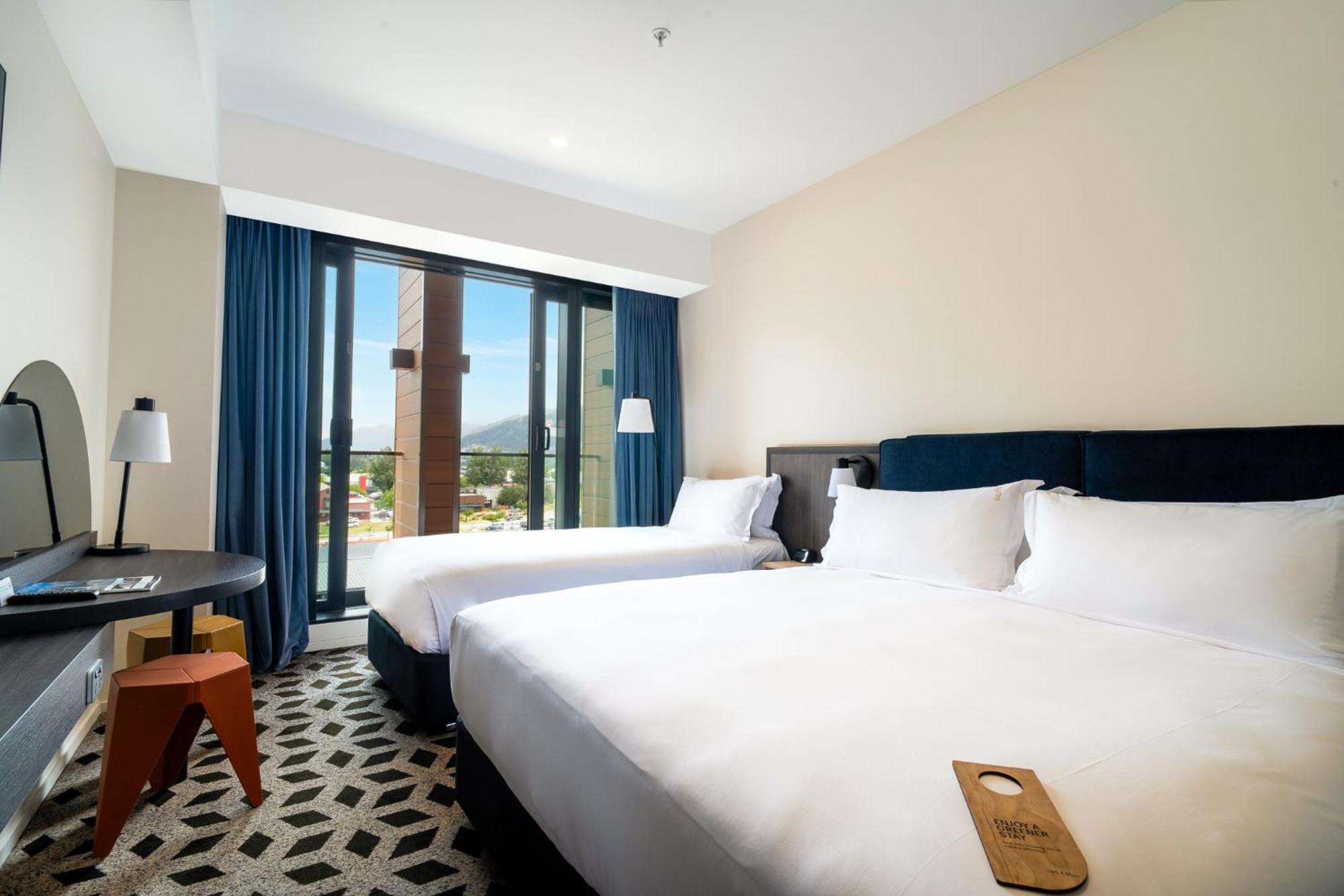 Holiday Inn Queenstown Remarkables Park Extérieur photo